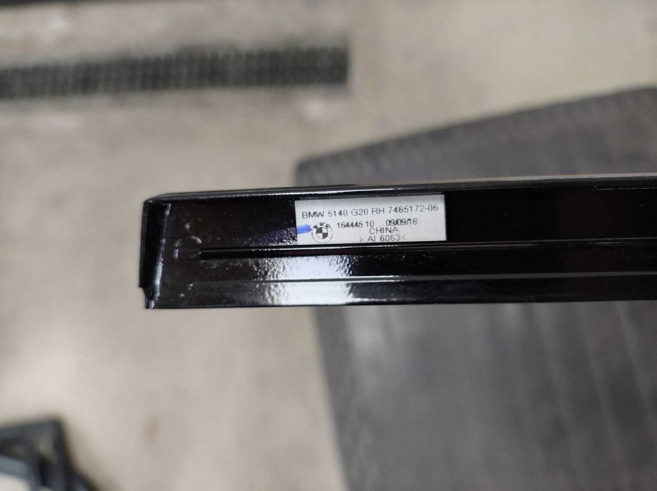 Shadow line usa spate dreapta BMW G20 G21 cod 16444510