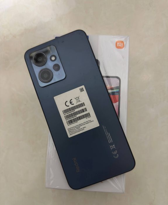 Xiaomi Redmi Note 12 6/128 Holati yaxshi ekran almashgan
Rmi Note 12