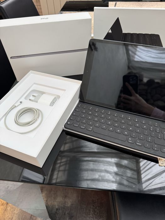 iPad9+ Magic Keyboard