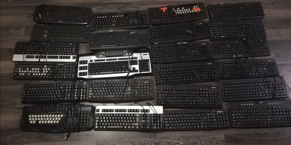 Клавиатуры , цена за все
