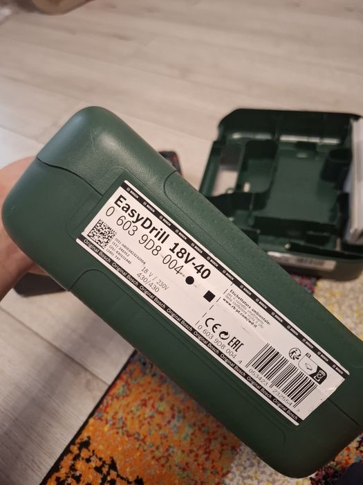 Masina de găurit si insurubat bosch,produs nou