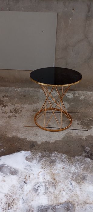 Jurnalning stol emdf akril metal kraska