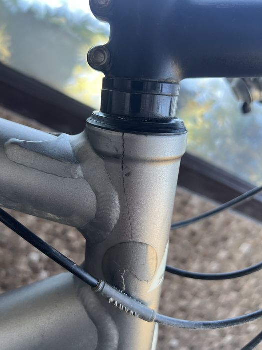 Bicicletă Canyon Nerve Full-Suspension | Pentru Piese / Sau Folosire  (Componente Premium FOX, DT Swiss, SRAM)