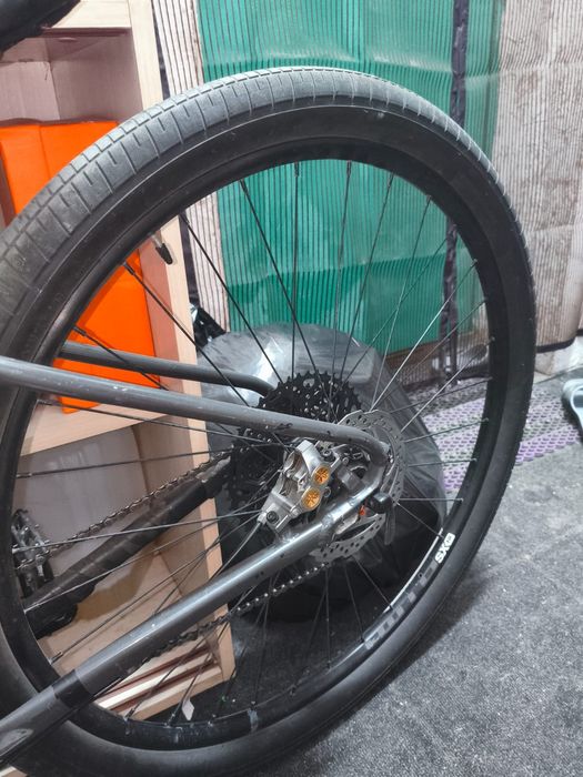 Продам велосипед Cannondale, цена 200тысечь торг
