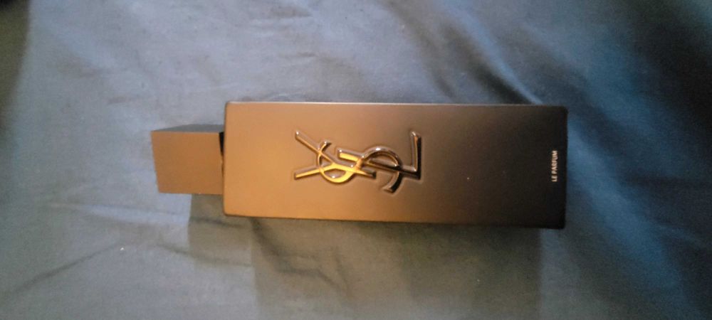 Parfumuri de firma ysl boss si prada