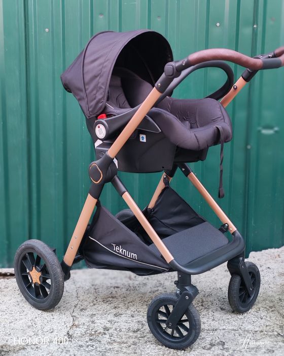 Продам коляску 3в1