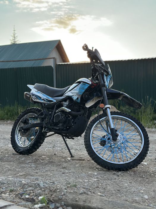 Racer Panthera 300