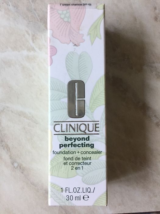 Фон дьо тен Clinique beyond perfecting foundation + concealer