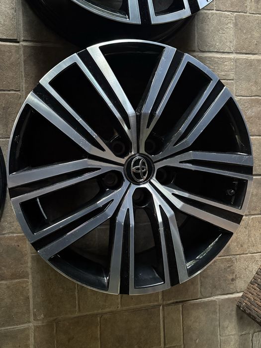 Оригинални джанти Toyota / Тойота 18" 5х114.3