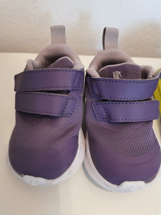 Бебешки маратонки Asics и Nice 19 номер