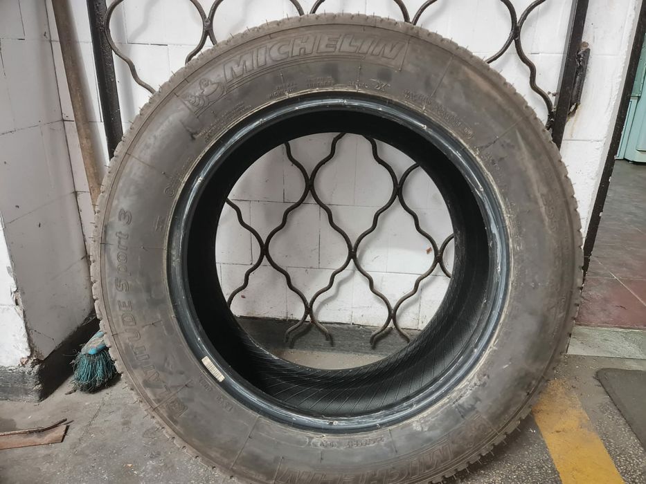 Vand cauciucuri MICHELIN