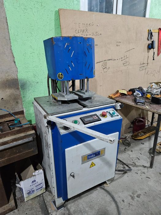 Продам станки ПВХ для изготовления пластиковых окон