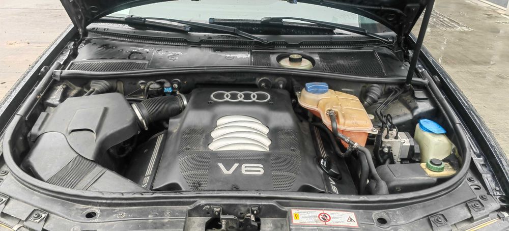 AUDI A6 2.8i V6 Quattro
