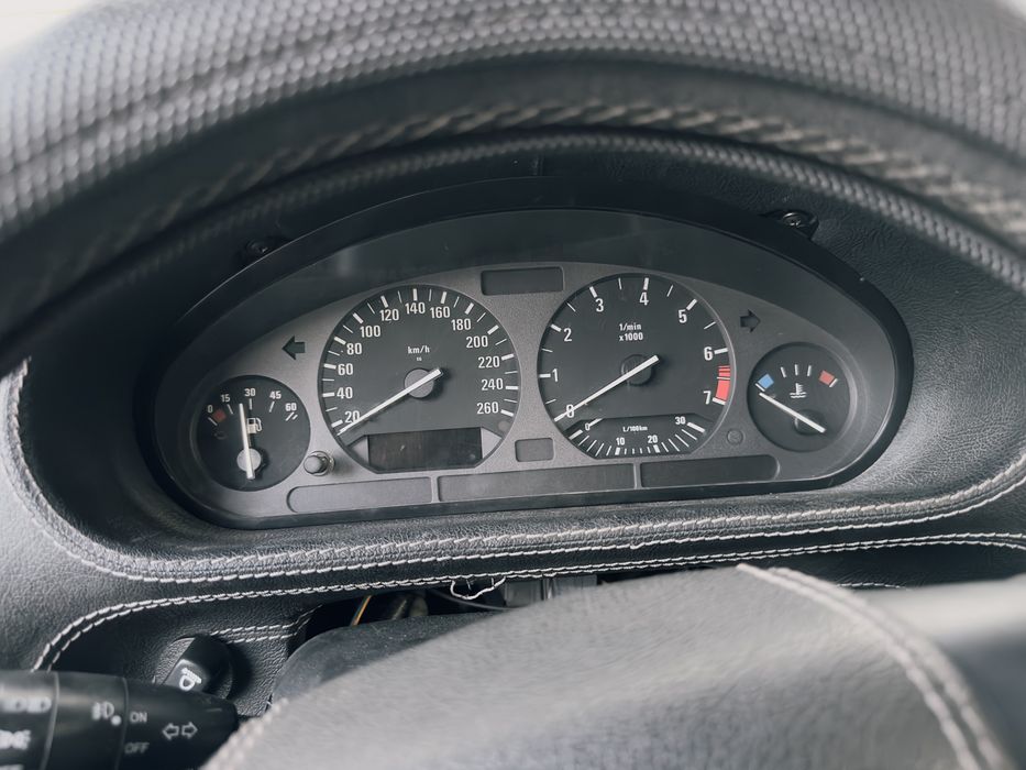 Mator opel, karobka BMW, spedomert Bmw, sediniya va salon ham bmw