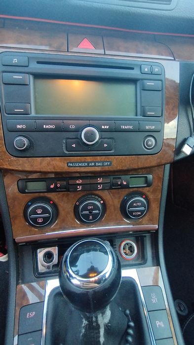 Vând Passat b6 2.0 tdi