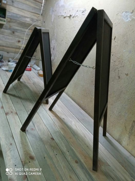 Черни дъски за реклама и информация