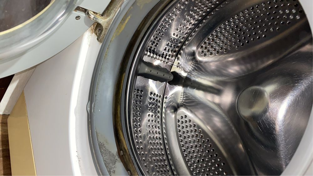 Продам стиральную машинку