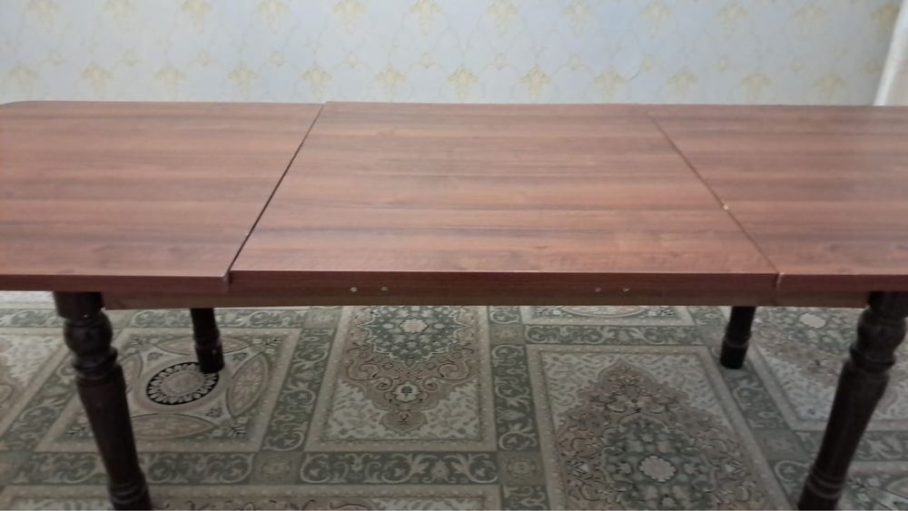 Продам стол б/у большой