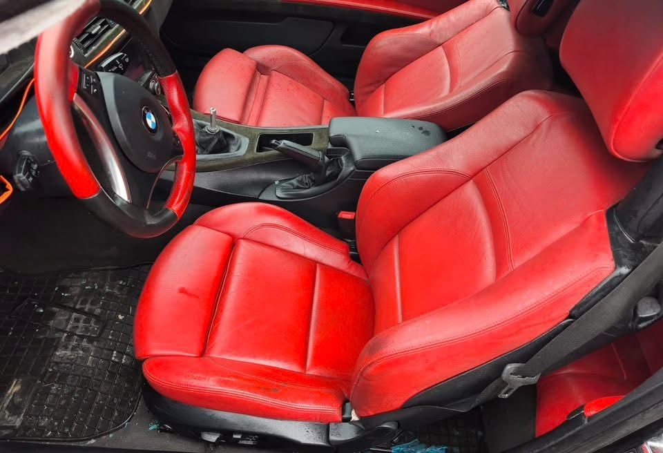 Dezmembrez BMW 320i E92 Europa (Volan stanga),an 2008 2.0i N43-170cp