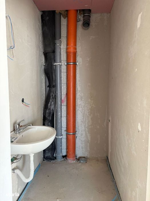 Penthouse pe 2 niveluri |3 camere | 3 băi | parcari| M. Romanul