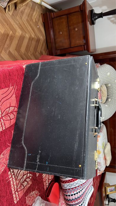 Винтажные портфели