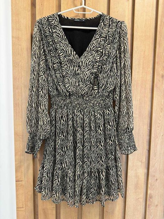 Rochie Cropp XS, ca nouă, purtată o singură dată