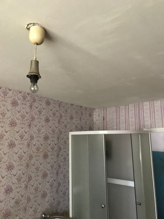 Продам срочно комнату