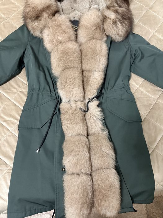 Продам женскую Парку