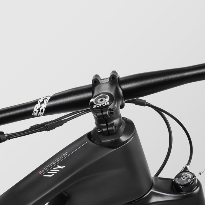 Canyon lux world cup CF young hero