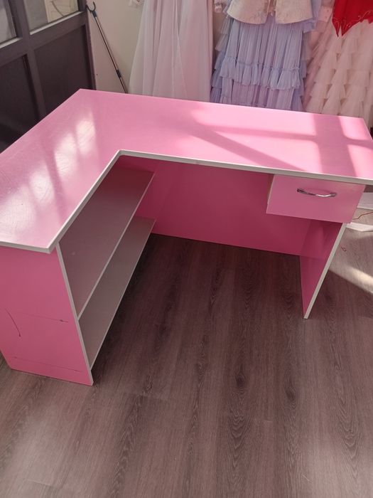 Стол для   компьютер,офис.робочи