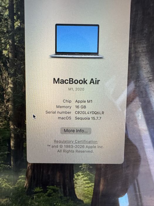 Macbook pro 2020 a2337  M1