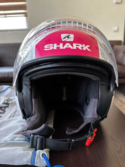 Мото каски Shark и Tucano Urbano