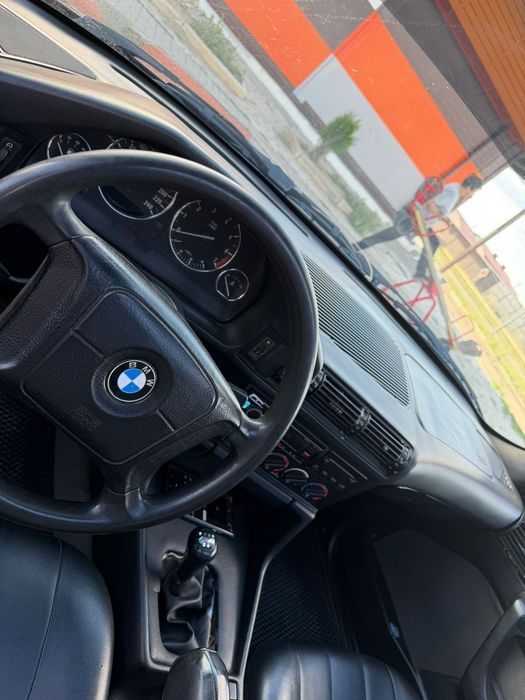 Продам BMW 5 серии е34