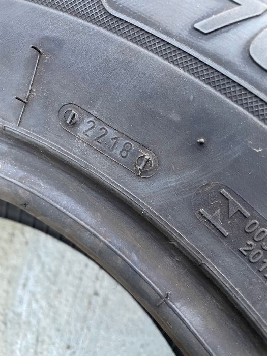 Продавам гуми за джип