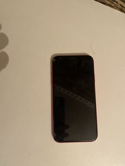 Продам Iphone xr