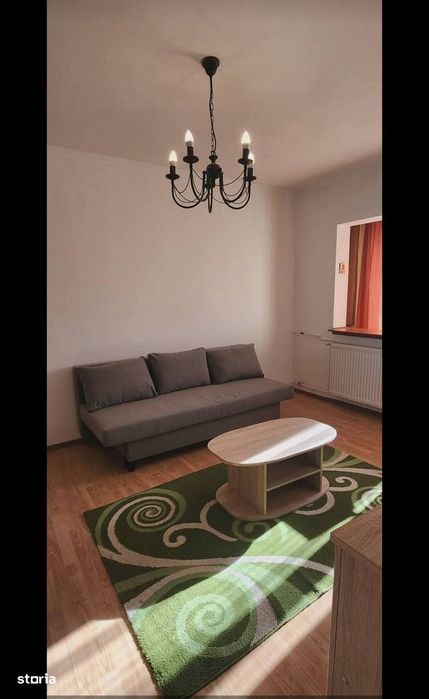 Garsonieră de închiriat, balcon și mobilată