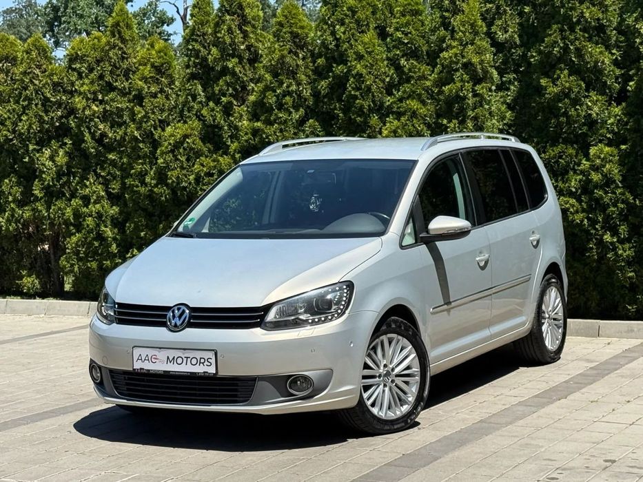 Volkswagen Touran Volkswagen Touran Highline 2.0 Tdi 170 CP DSG / 7 Locuri / Bixenon