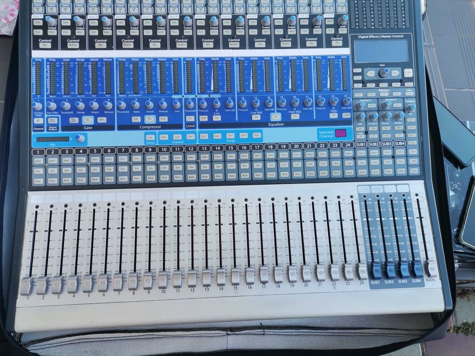 Mixer profesional digital Presonus Studio 24.4.2 Made in USA.