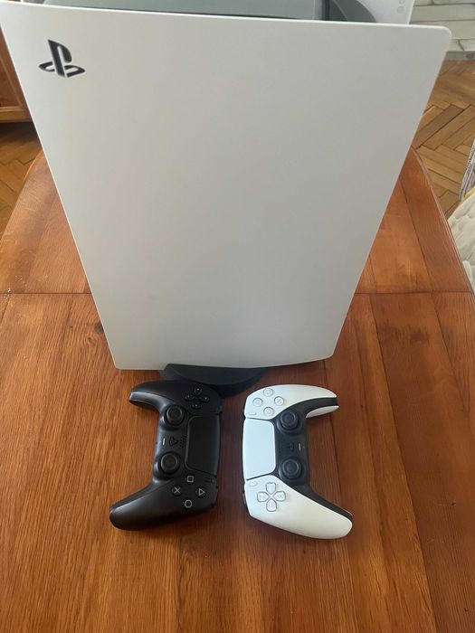 PlayStation 5 disc edition 1 TB + 2 контролера