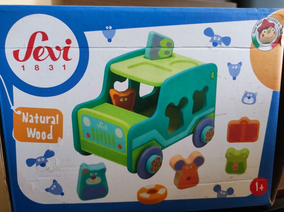 Дървен сортер и кола за бутане 2в1