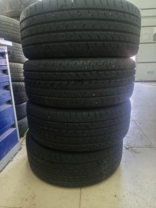 Продам шины комплект R20 245/45