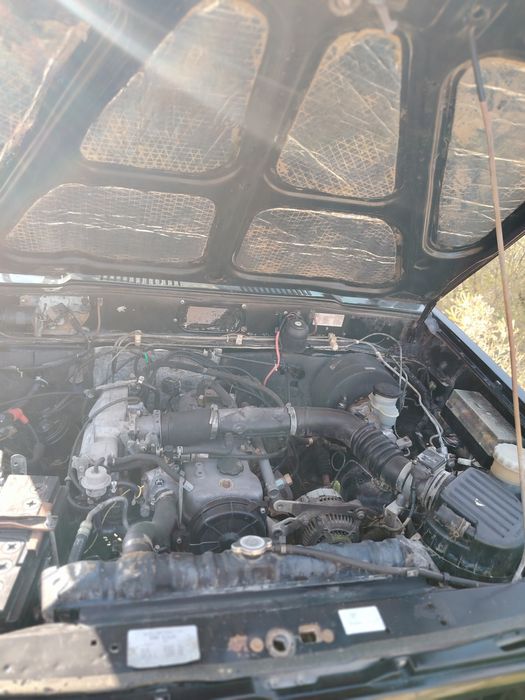 Автомобиль исузу труппер