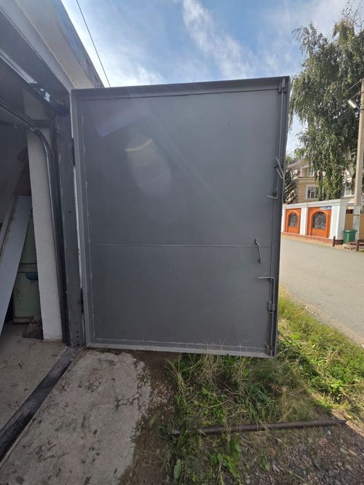 Железные ворота без рамы