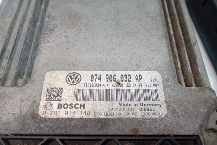 Kit pornire  2.5 tdi 074906032AP Volkswagen VW Crafter prima generati