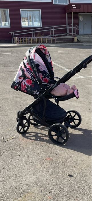 Продам коляску Pituso confort