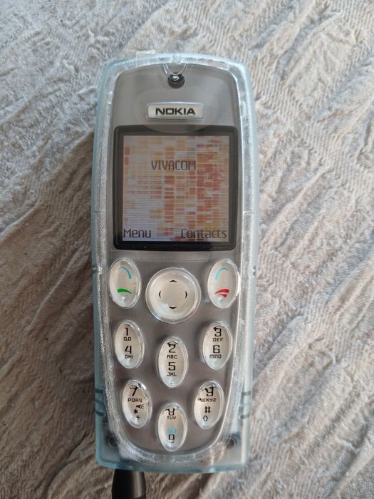 Чисто нова Nokia 3200