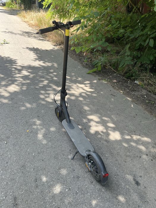 Trotinetă Xiaomi mi essential