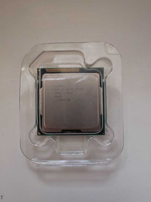 Продам процессор Intel Core i3 2100, кулер в комплекте