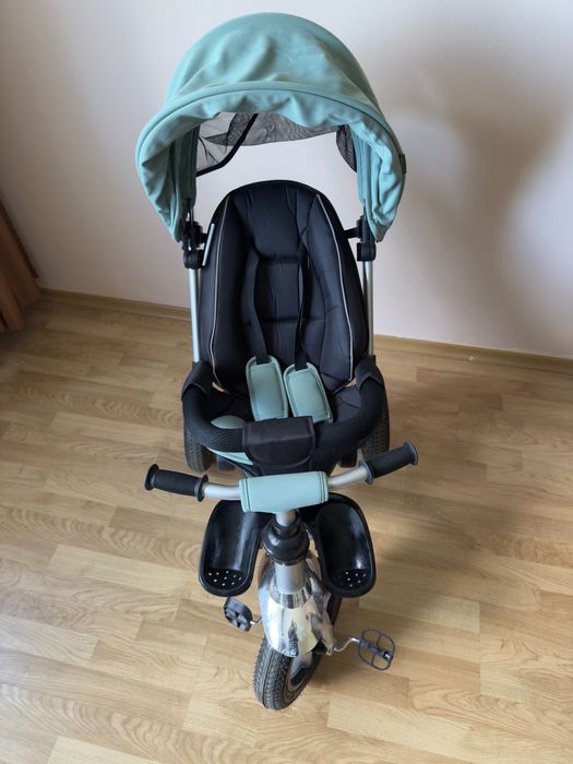 Триколка със сенник Chipolino - Болид, пастелно зелено