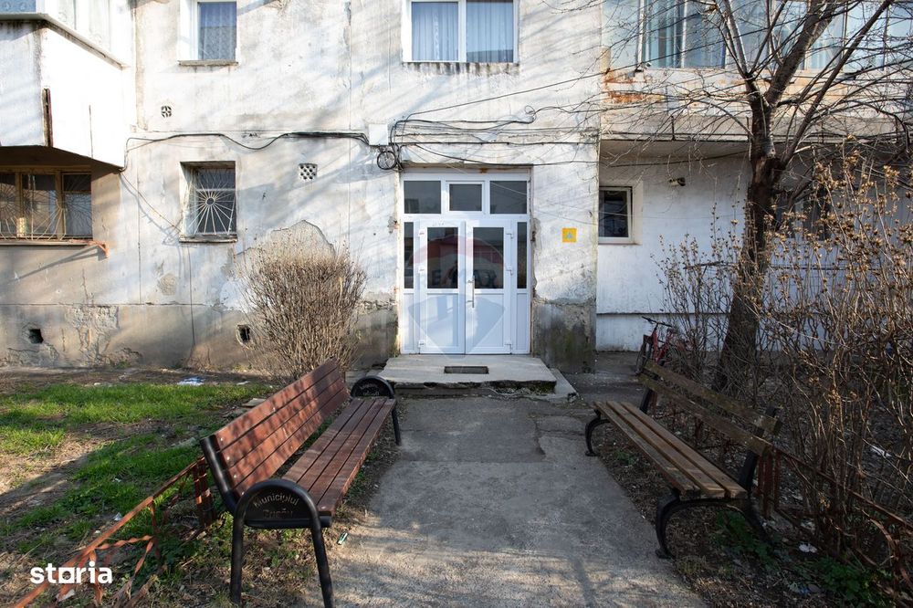 Apartament cu 2 camere de vânzare în zona Milcov